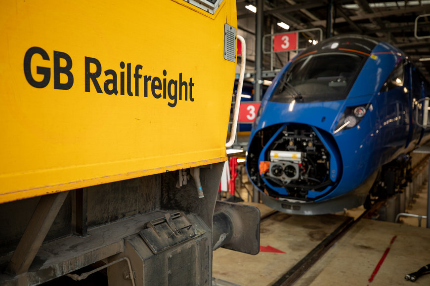 GB Railfreight (GBRf), in partnership with Hitachi Rail, is proud to have supported Lumo by delivering its brand-new fleet of Class 803 high-speed electric trains that entered service last month